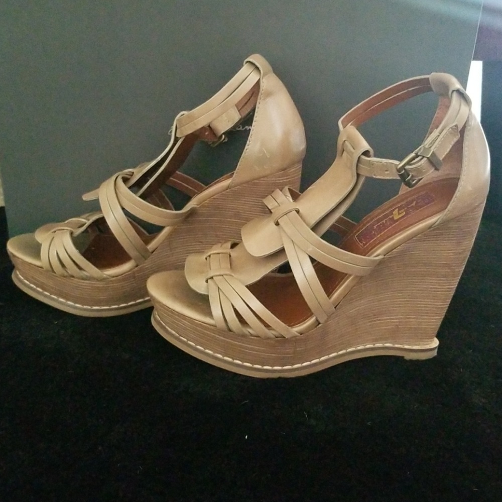 7 For All Mankind Rhemy wedge sandle - Picture 5 of 6